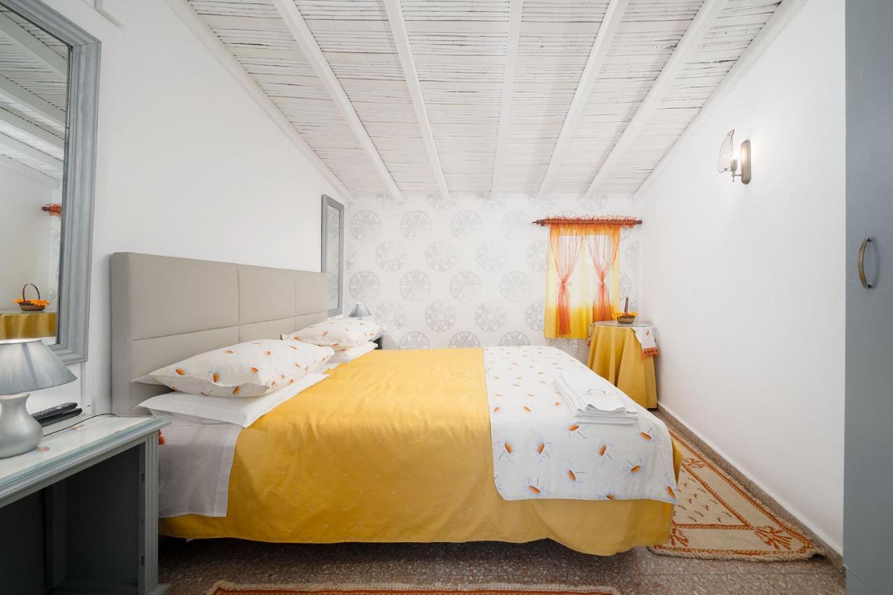 Casa Morais Bed & Breakfast Odeceixe Bagian luar foto